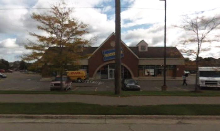 Blockbuster Video - Orion Twp - 610 N Lapeer Rd